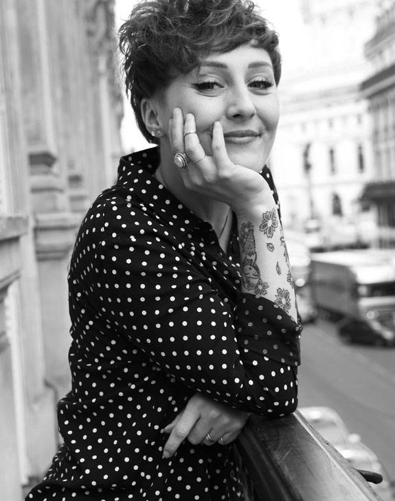 Julie Meunier a créé une entreprise d'innovation textile pour les personnes atteintes d'alopécie : Les FRANJYNES