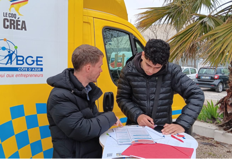 Le Bus de l'Entrepreneuriat dans les Alpes-Maritimes par BGE Côte d'Azur 